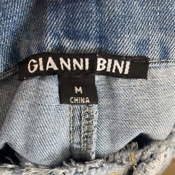 Gianni Bini Light Wash Denim Buttonfly Front Cropped Jeans Size M - Picture 5 of 5